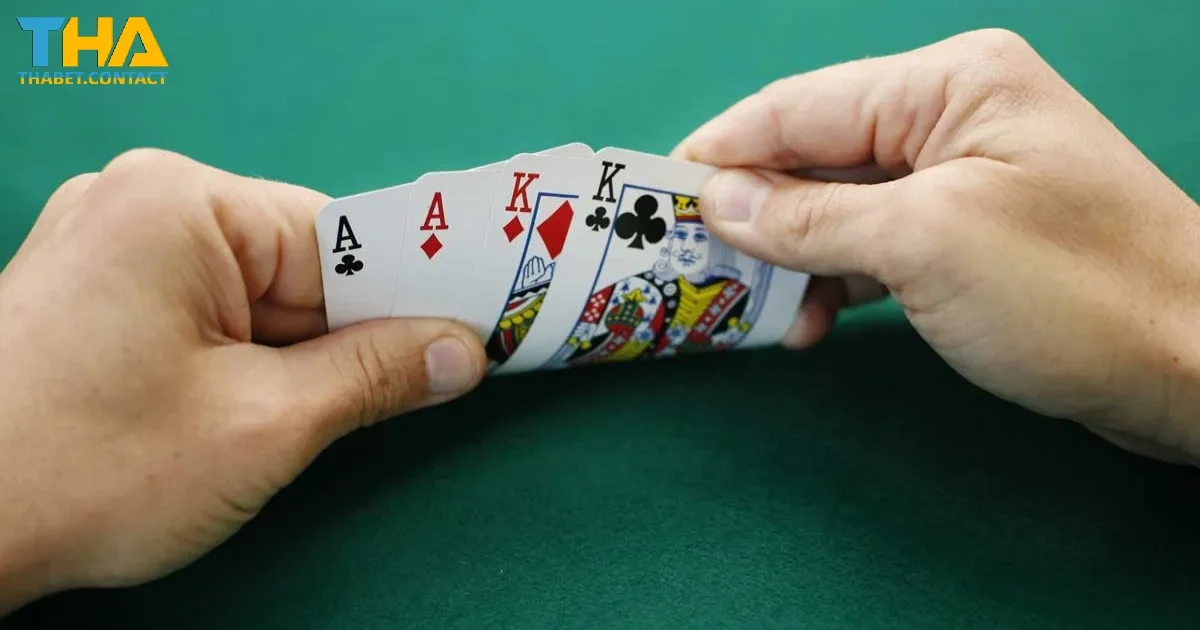 Cách Chơi Poker THABET Dễ Hiểu