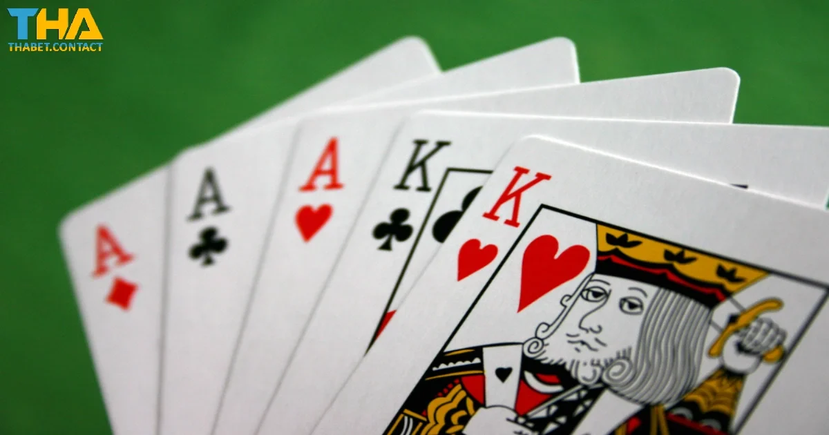 Quy Tắc Chơi Poker THABET – Luật Cho Người Mới Bắt Đầu 2 Tìm hiểu quy tắc chơi Poker THABET cơ bản nhất