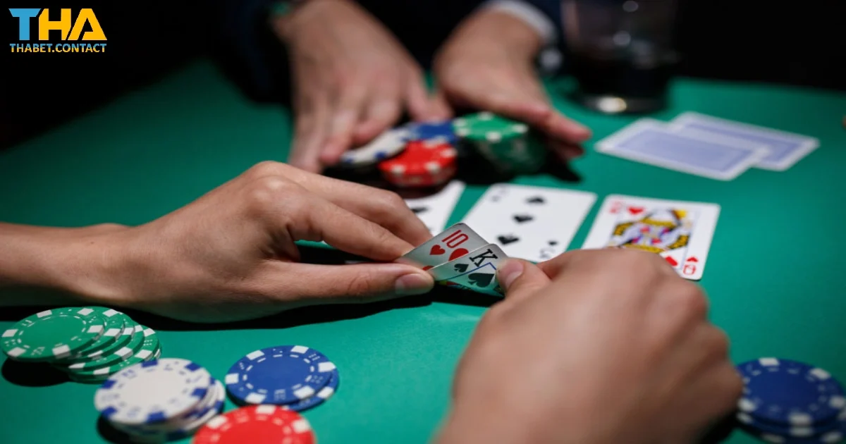 Quy Tắc Chơi Poker THABET – Luật Cho Người Mới Bắt Đầu 3 Tham gia vòng cược River để xác định thắng bại